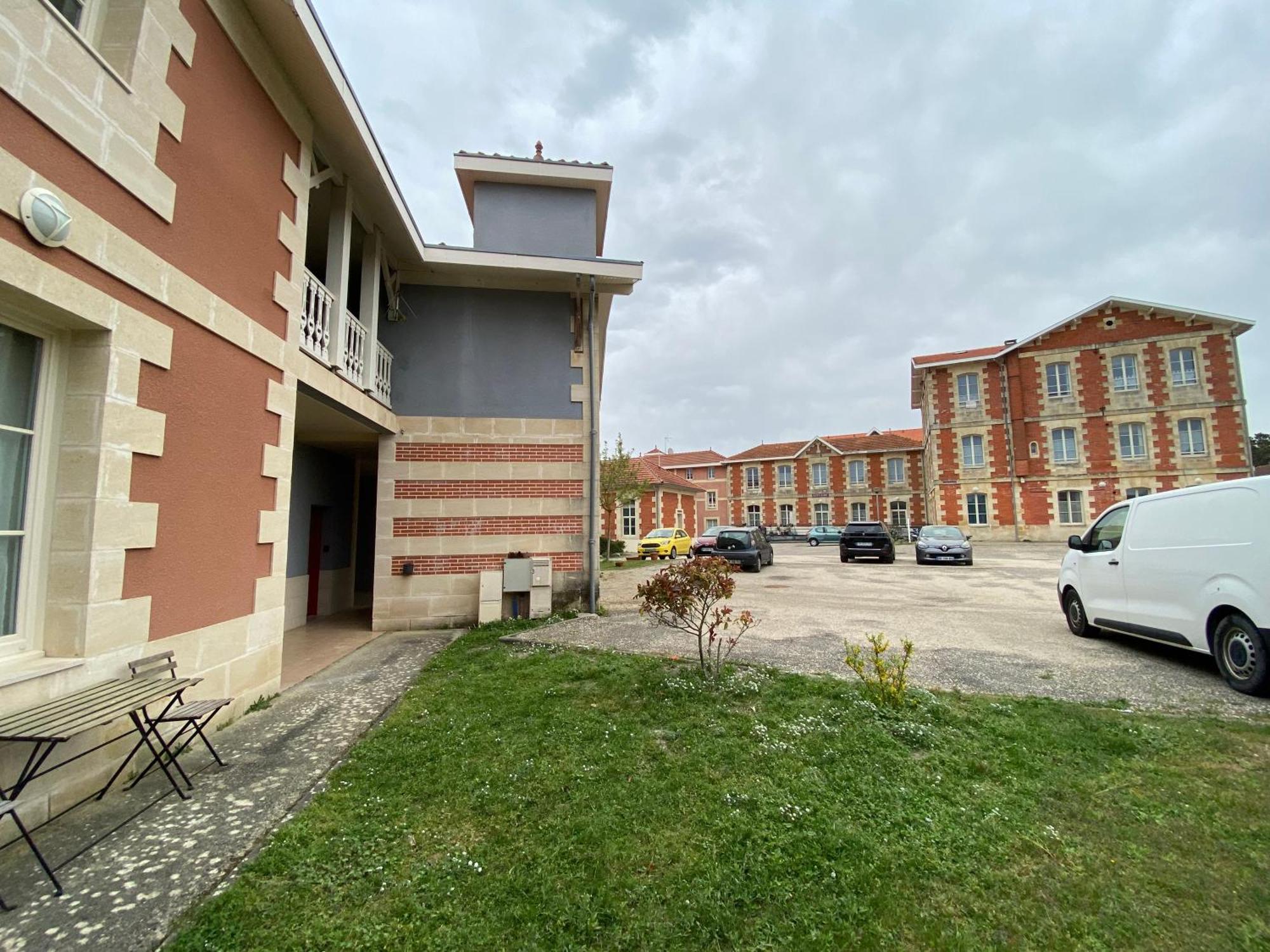 Appartements Soulac - Hyper Centre Et Plage Екстер'єр фото